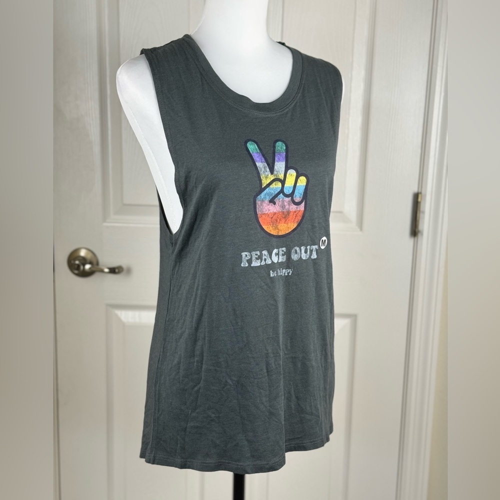 NEW Gray Peace Out Be Hippy Rainbow Graphic Tank stop Medium - Picture 5 of 8